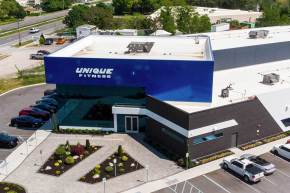 unique-fitness-overhead-2